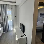 Hotel apartamentowy Cicek Çeşme