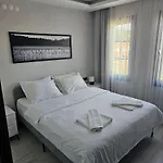 Cicek 아파트호텔 Çeşme
