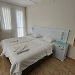 Cicek 아파트호텔 3*