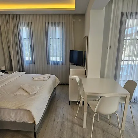 Cicek شقة فندقية Çeşme