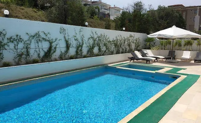 Cicek Aparthotel Çeşme