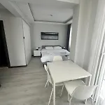 奇赛特公寓酒店 3* Çeşme