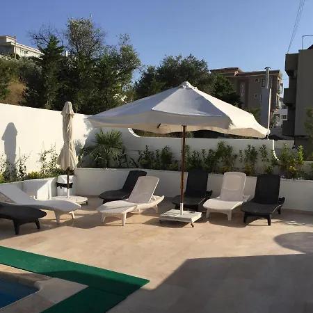 Aparthotel Cicek Çeşme