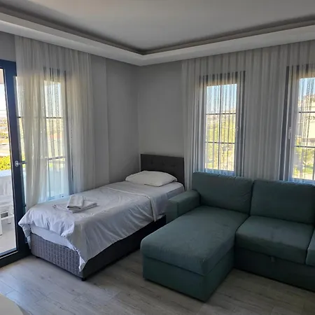 Aparthotel Cicek Çeşme