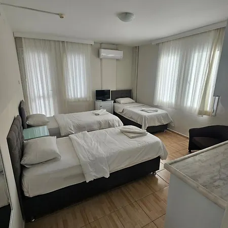 Cicek Aparthotel Çeşme