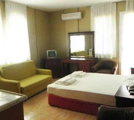 Cicek Aparthotel