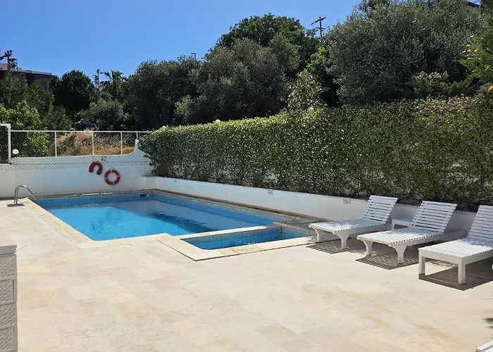 奇赛特公寓酒店 Çeşme